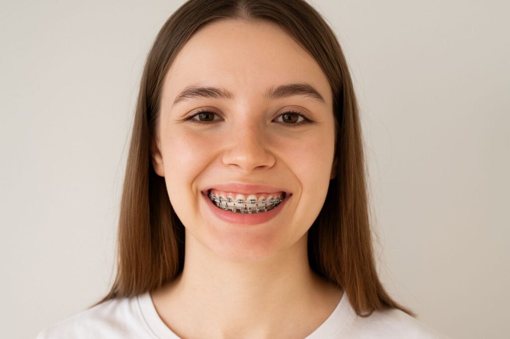 🦷 Ortodoncia en Mallorca (Brackets) : Guía Completa de Tratamientos y Precios